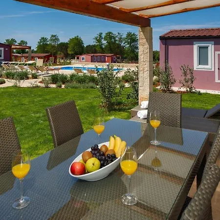 Park Umag Mobile Homes 4* קריגדור