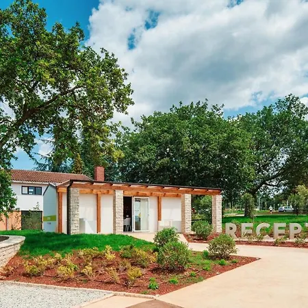 Üdülőpark Park Umag Mobile Homes 4*