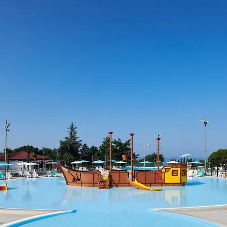 Park Umag Mobile Homes Tatil parkı Karigador