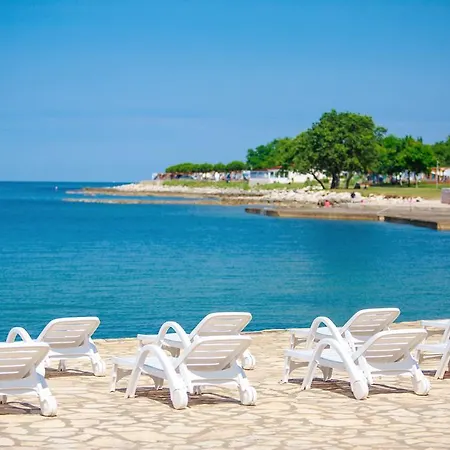Parque de vacaciones Park Umag Mobile Homes Karigador