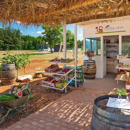 Park Umag Mobile Homes Tatil parkı Karigador