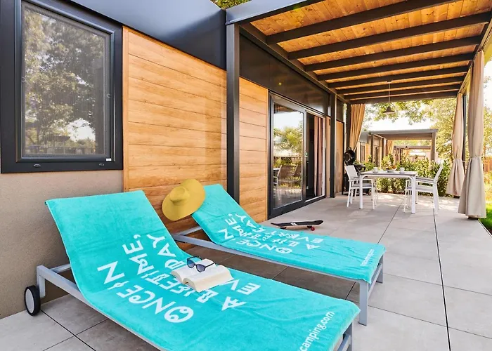 منتزه العطل Park Umag Mobile Homes 4*