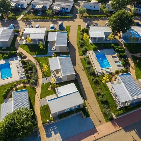 ホリデーパーク Park Umag Mobile Homes カリガドル