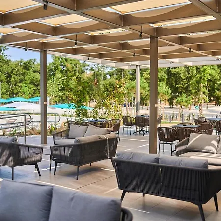 ホリデーパーク Park Umag Mobile Homes カリガドル